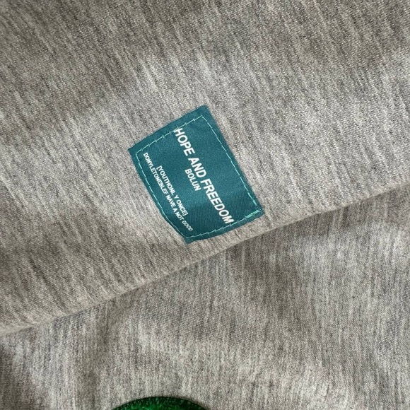 Boy's 2-Piece Beanie Bear Crew Neck Sweatshirt & Trendy Pants - Picture 7 of 14